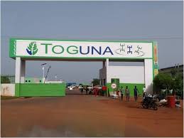 Photo of Démolition de la zone aéroportuaire : Selon le ministre Dionké Diarra, Toguna est dans la légalité