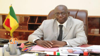 Photo of #Mali: Oumar Kanouté n’était pas seulement un grand professeur, il était l’un de mes grands maîtres en littérature malienne !