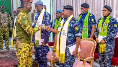 Photo of DOUANES DU MALI :  Cheickna Amala Diallo au cœur des échanges entre l’AES et le Togo